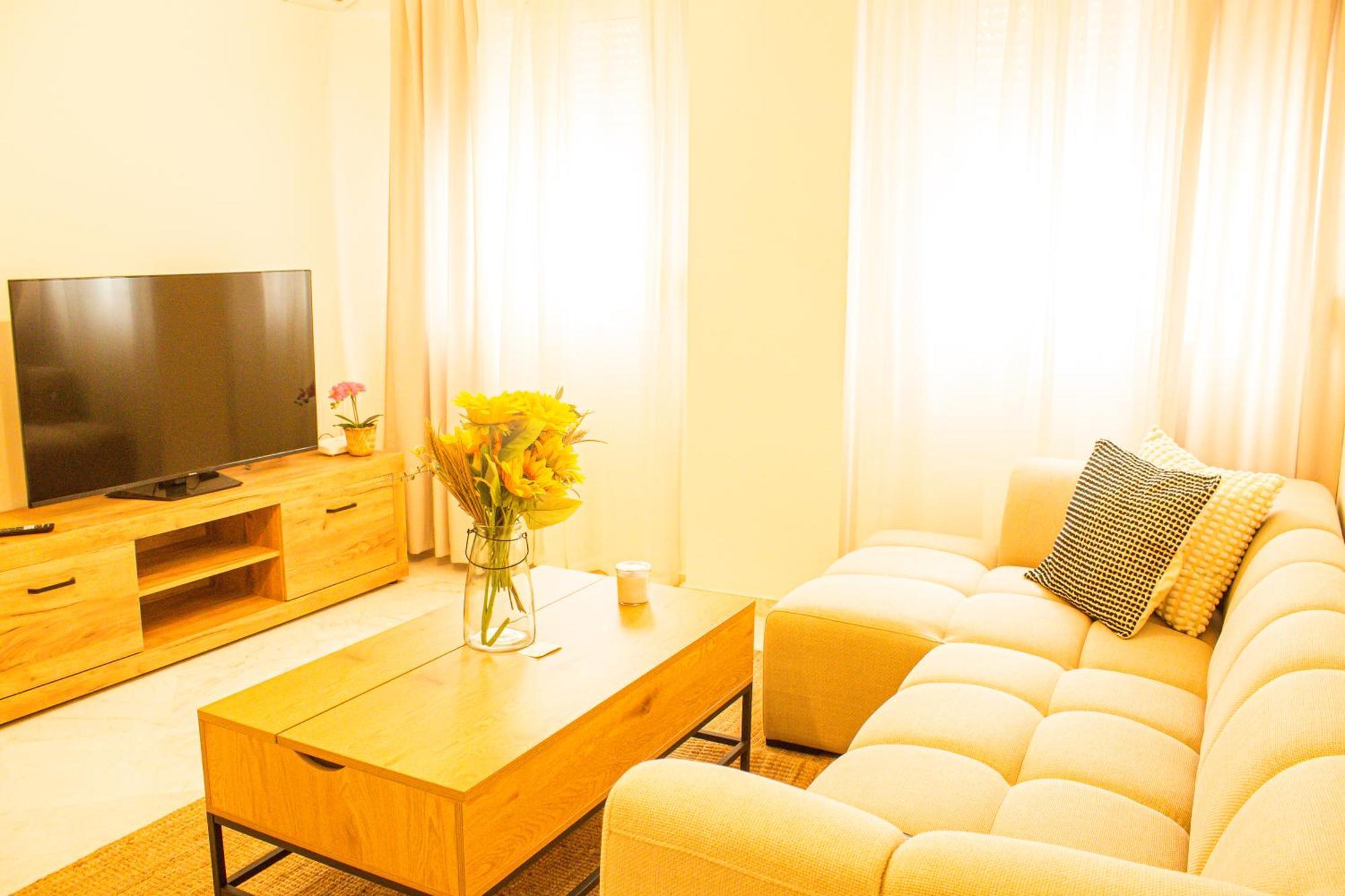 Naranja Apartment